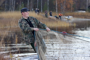 Juha Piitulainen vetää nuottaa.